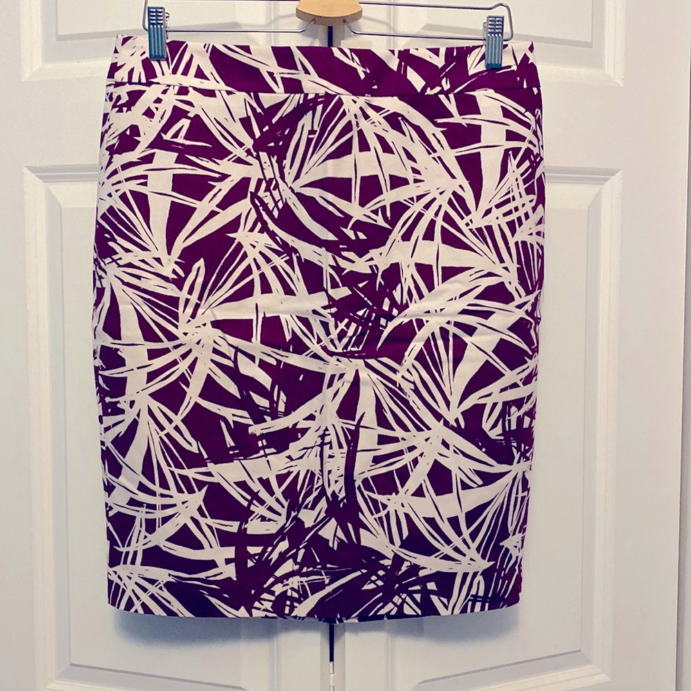 LOFT Pencil Skirt size 10